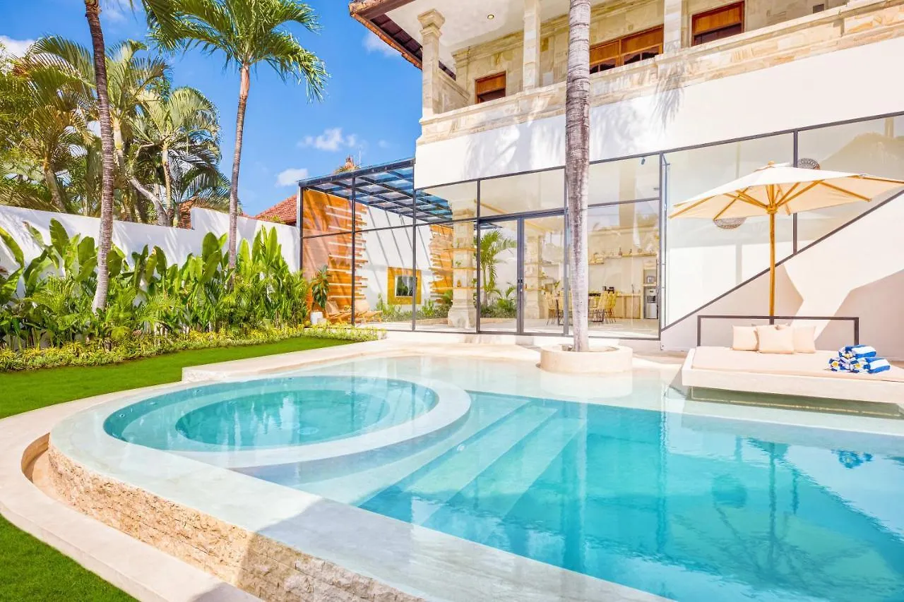 Villa Dublin - Luxury 5 Bdr W Jacuzzi & Pool Seminyak  0*, Seminyak (Bali)