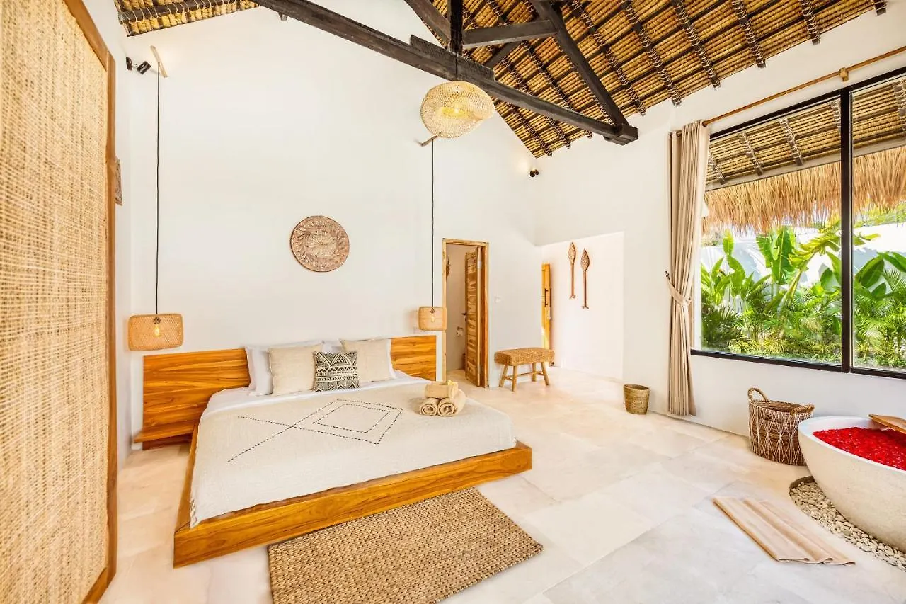 Villa Dublin - Luxury 5 Bdr W Jacuzzi & Pool Seminyak  Indonesia
